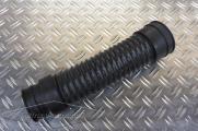 Ansaugschlauch Land Rover Defender Td5 Schlauch zwischen Luftfilterkasten u. Wasserabscheider, Luftansaugschlauch, Schlauch, Britpart PHD103620