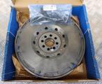 Kupplungsschwungscheibe Land Rover Defender u. Discovery II, Td5 Schwungscheibe Kupplung Zweimassenschwungrad ZMS LuK 415054310 Valeo 836018 Sachs 2294701015 PSD103470 ERR6581