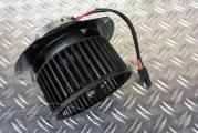 Lüftermotor Land Rover Defender LHD 90, 110, 130, Tdi, Td5, Innenraumgebläse Lüfter Gebläsemotor Innenraumlüfter UTP1910
